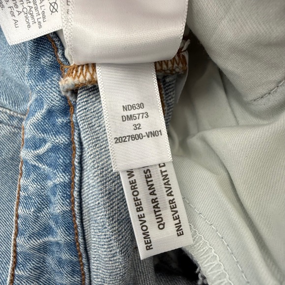 Madewell Curvy Perfect Vintage Distressed Jeans Raw Hem Light Wash Size 32 - Picture 8 of 11